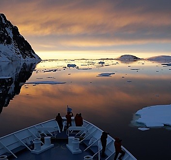 Antarctica, Lemaire Channel