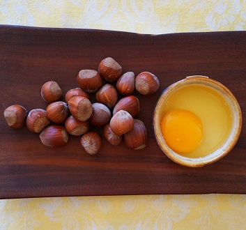 Hazelnuts, Eggs
