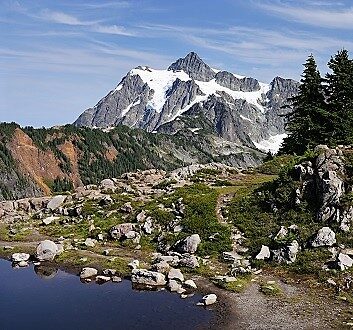 USA, Pacific Northwest, Mount Shuksan