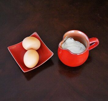 Eggs, Sour Cream